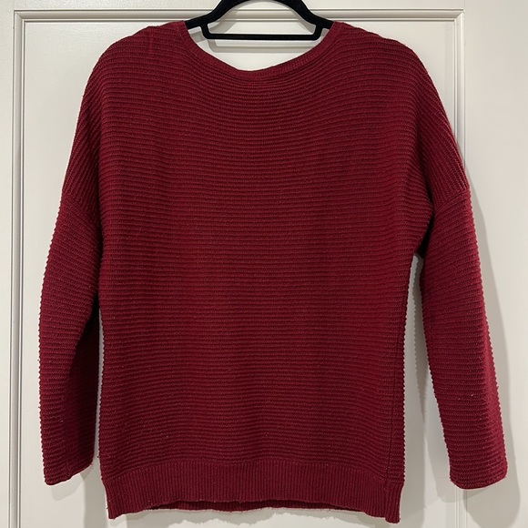 Red JCrew ribbed sweater - Picture 4 of 4